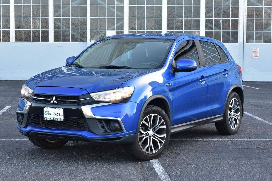 MITSUBISHI OUTLANDER SPORT 2018 JA4AR3AUXJU022329 image